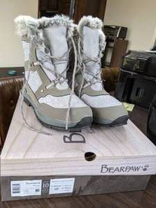 lot 191 image: NEW Bearpaw Marina Snow Boots - Womens Size 10