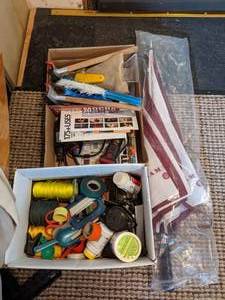 lot 376 image: Dremel Tool, Small Household Supplies
