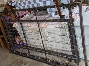 lot 354 image: Day Bed Frame and Headboard