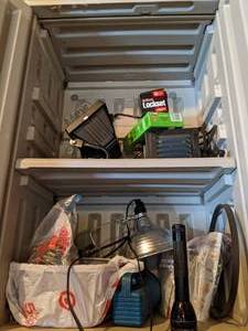 lot 368 image: Contents of Chest Household & Garage Items