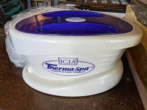 lot 381 image: IGIA Therma-Spa Paraffin Wax Therapy Bath