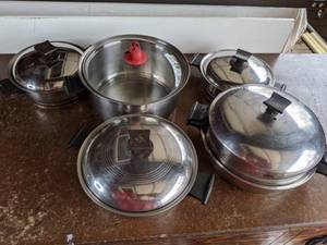 lot 317 image: Six Cook Pots