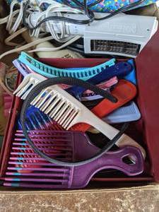 lot 318 image: Lot of Hairstyling Products