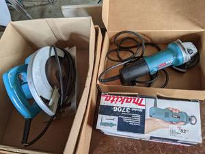 lot 323 image: Makita Circular Saw, Angle Grinder & Drywall Cut Out Tool