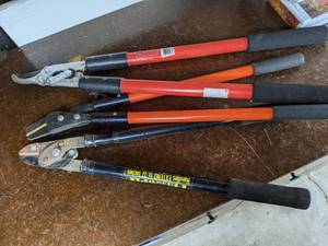 lot 343 image: Garden Shears (3)
