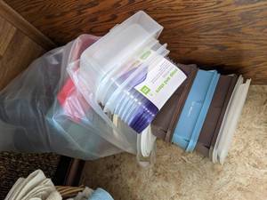 lot 135 image: Small Plastic Storage Containers