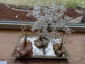 lot 144 image: Wire Wrapped Tree Sculptures & Vanity Tray