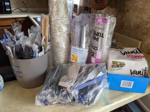 lot 148 image: Lot of Paper Napkins, Plastic Cups & Silverware
