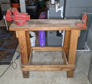 lot 402 image: Sawhorse and Two Vises