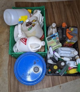 lot 419 image: Assorted Household & Garage Products
