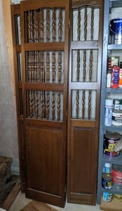 lot 424 image: Three Hinged Wood Folding Doors with Spindles