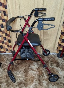 lot 428 image: Medline Rollator Walker with Seat