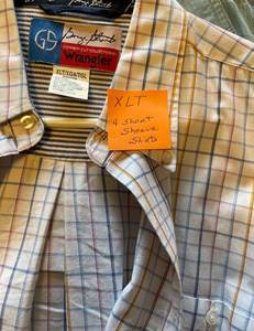 lot 438 image: (4) Mens XLT Short Sleeve Button Ups