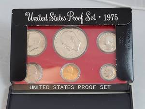 1975 U S Mint Uncirculated S Mint Set