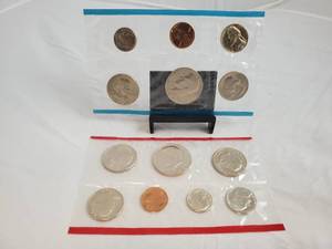 1980 U S Mint Uncirculated Philadelphia & Denver Mint Sets