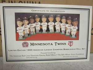 MINNESOTA TWINS LTD ED. 1965 AMERICAN LEAGUE CHAMPION BOBBLE HEAD DOLL SET, W CERTIF. AUTHENTICITY