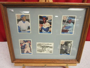 ERNIE BANKS, AUTOGRAPHED BASEBALL CARD, LTD. ED. FRONT ROW ALL-TIME GREAT SERIES CERT. AUTHENTIC.