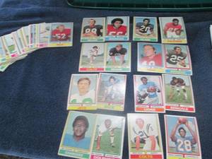 lot 509 image: 50 1974 Topps Football Cards...