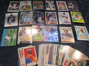 lot 539 image: 50 Baseball Star Cards...