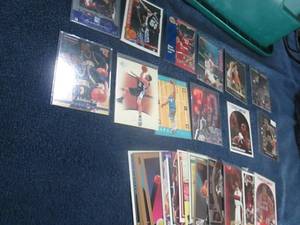 lot 603 image: 30 Basketball Star Cards...