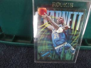 lot 604 image: Kevin Garnett Rookie Card...