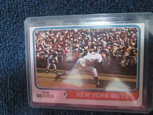 lot 626 image: 1974 Tom Seaver Topps Card...
