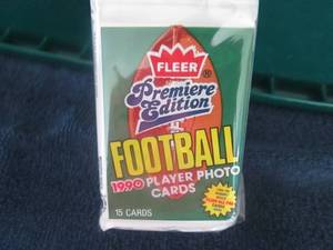 lot 635 image: 9 1990 Fleer Football Packs ...