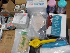 lot 30 image: Lot of Misc. Household and Kitchen...