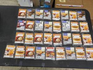 lot 36 image: 33 Better homes and Garden and Scen...