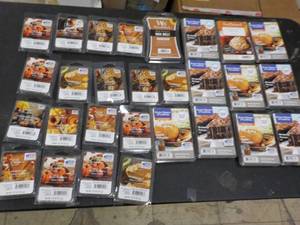lot 37 image: 28 Mainstays and Better Home and G...