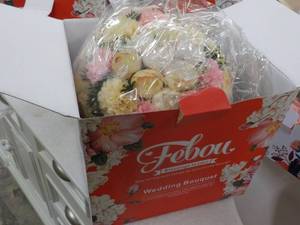 lot 78 image: Febou Wedding Artificial Flower Bou...