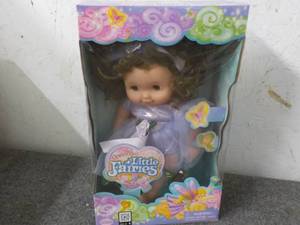 lot 86 image: Uneedas Little Fairies 16 Doll...