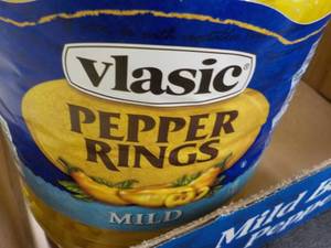 lot 164 image: Gallon Jars Vlasic Pepper Rings Mil...