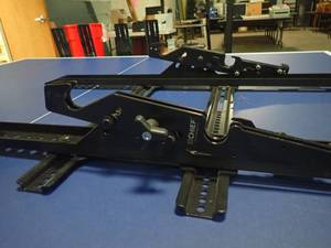 lot 17 image: TV mount with hooks