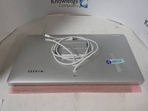 lot 24 image: Apple&nbspThunderbolt Display A1407 27 LCD  2560 x 1440 Resolution  60Hz Refresh  3x USB 2.0 Ports (includes power cable)