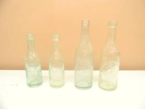 lot 18 image: 4 - Vintage Glass Gluek Brewing Co. Minneapolis Minn. Beer Bottles - Rare Hard To Find Bottles - NICE SEE PICTURES