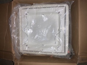 BROAN-NUTONE CHROMA COMFORT 110 CFM CEILING BATHROOM EXHAUST FAN W CUSTOMIZABLE MULTI-COLOR LEDS AND SMART PHONE APP. SEE PICTURES