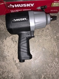 HUSKY 650 FT.LBS 12 IN. IMPACT WRENCH. SEE PICTURES