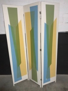 KIERA GRACE KIERAGRACE AUSTIN VENCE ROOM DIVIDER-WHITE WITH MULTICOLORED ABSTRACT PATTERN 47 BY 71 THREE PANEL. SEE PICTURES