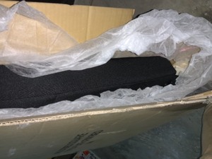 (QT 2) UPHOLSTERED SQUARE TUFTED PLATFORM BED TWIN. SEE PICTURES