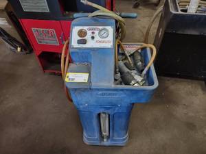 lot 10 image: Wynns Powerflush Coolant Flusher, ...