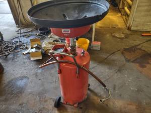 lot 42 image: Lincoln Oil Drain Cart with Air Eva...