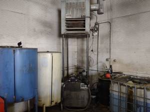 lot 51 image: Lanair Waste Oil Furnace with Oil S...