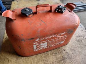 lot 78 image: Evinrude 6 Gallon Marine Can...