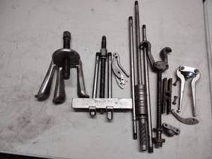 lot 137 image: Assorted Pullers...