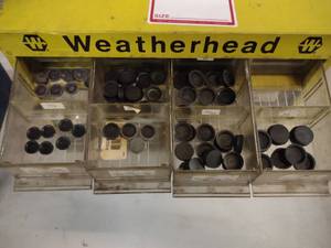 lot 190 image: Weatherhead Cabinet with Brake Part...