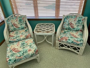 lot 28 image: Lane Venture Collection Patio Furniture