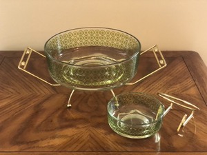 lot 58 image: Vintage CombinationEntertaining Dish
