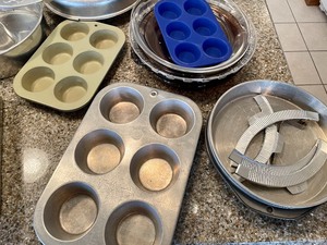lot 133 image: Bake Away
