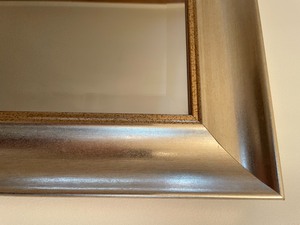 lot 125 image: Fancy Decorative Mirror